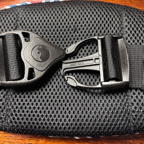 KAVU Canvas Spectator Waist Pack Fanny Pack Unicorn Farm Print belt bag - Picture 7 of 13